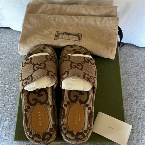 Gucci Macro Canvas Sandals - Picture 8 of 8